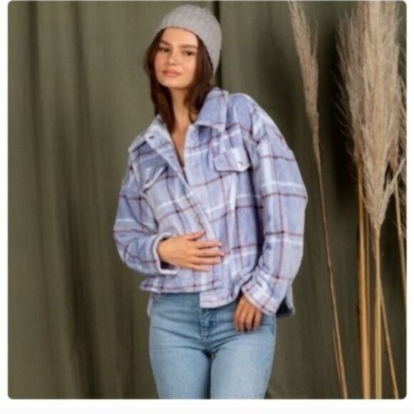 CASUAL COZY FUZZY PLAID SHIRT- JACKET-SHACKET- Hi-Low--NEW - Picture 5 of 5